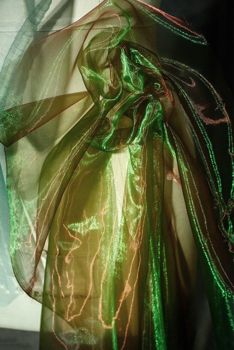 Jelly Sea Organza – Multicolor Liquid Shine Fabric