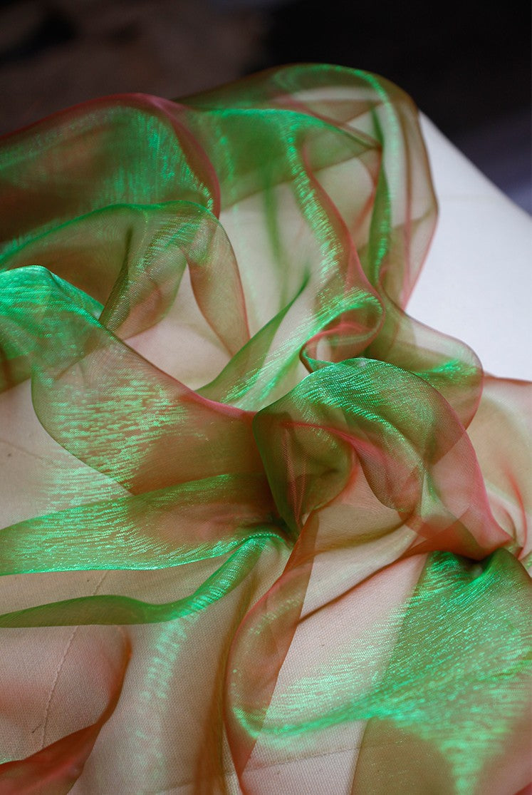 Jelly Sea Organza – Multicolor Liquid Shine Fabric