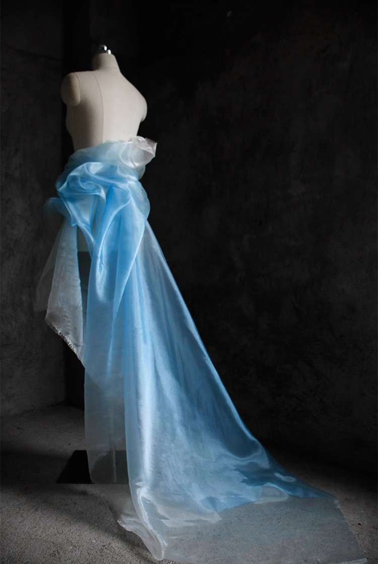 Gradient Blue Glossy Crystal Organza – Water-Inspired Sheer Fabric