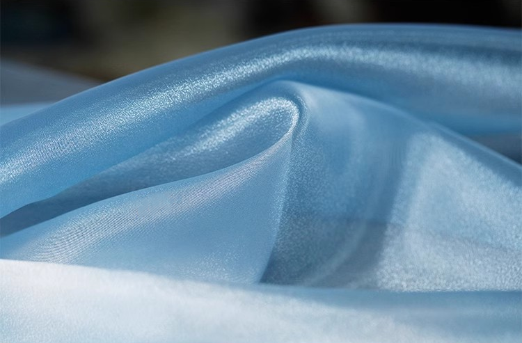 Gradient Blue Glossy Crystal Organza – Water-Inspired Sheer Fabric