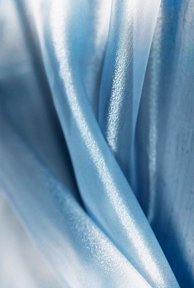 Gradient Blue Glossy Crystal Organza – Water-Inspired Sheer Fabric
