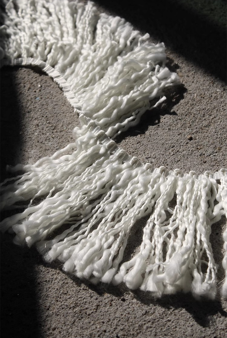 Chunky Yarn Lace – Original Handcrafted Wave-Knit Tassel