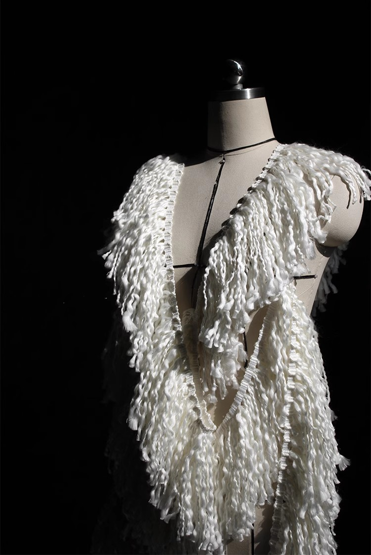 Chunky Yarn Lace – Original Handcrafted Wave-Knit Tassel