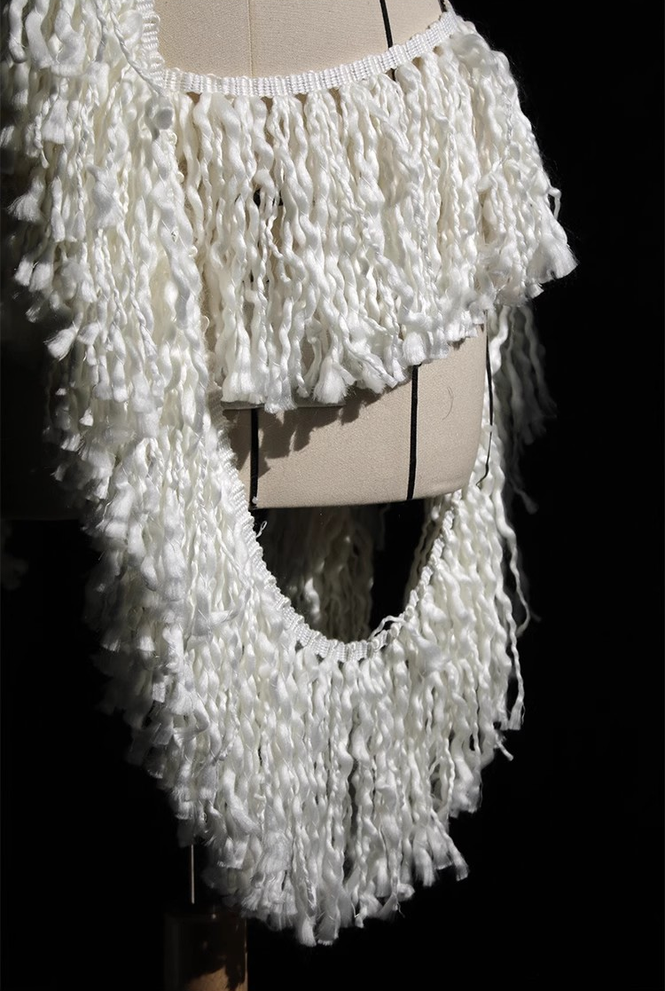 Chunky Yarn Lace – Original Handcrafted Wave-Knit Tassel