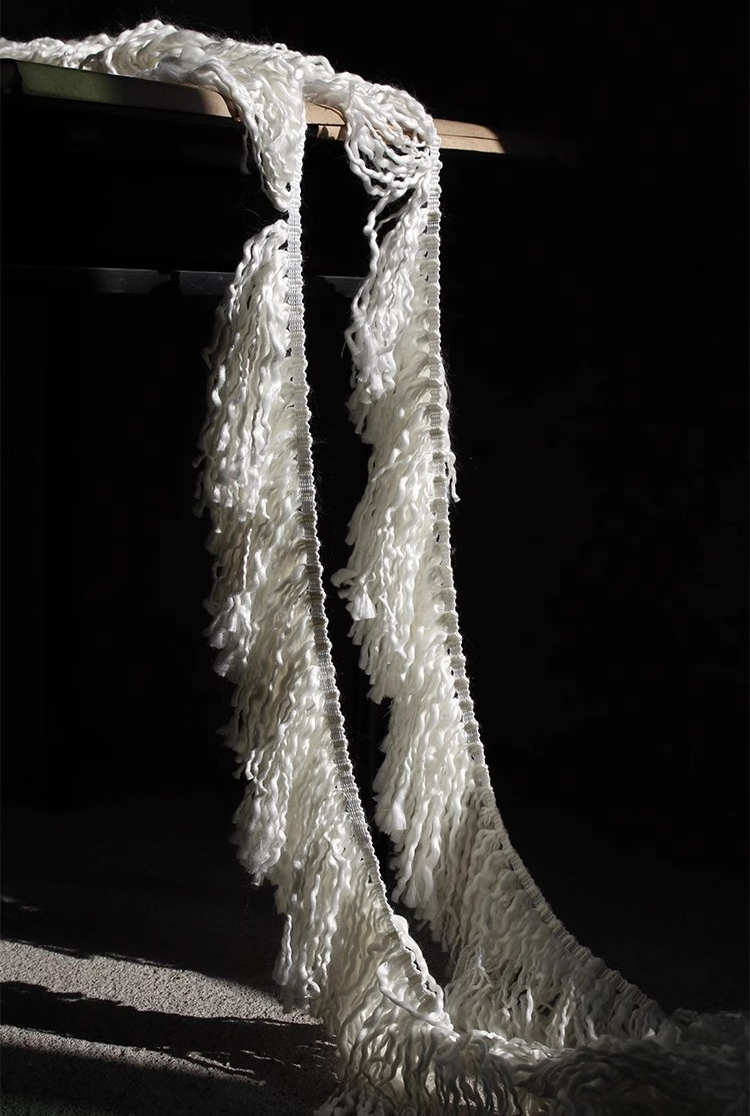 Chunky Yarn Lace – Original Handcrafted Wave-Knit Tassel