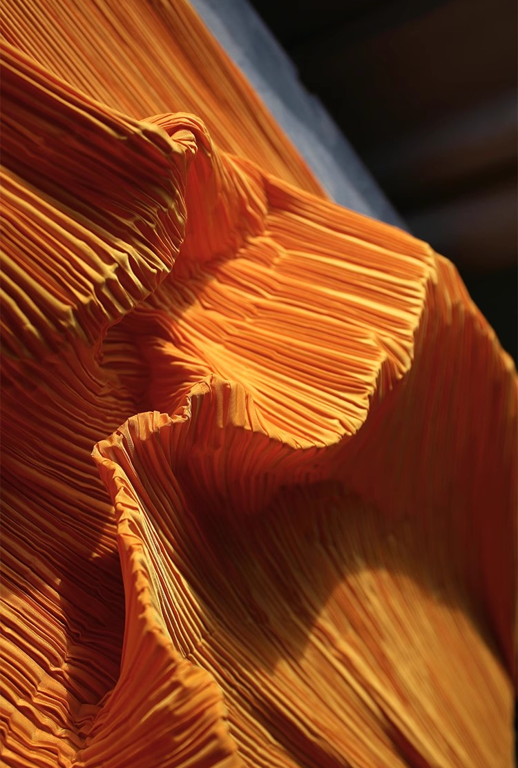 Moldable Pleated Crepe Fabric