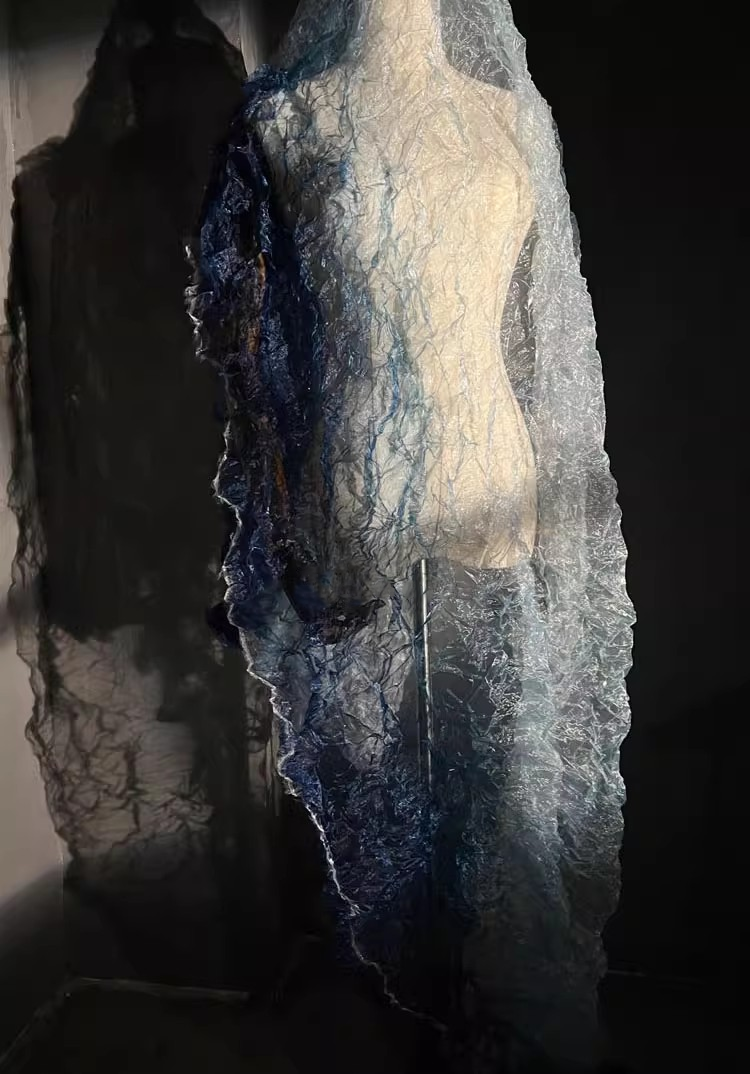 Crystal Pleat Gradient Blue Textured Fabric