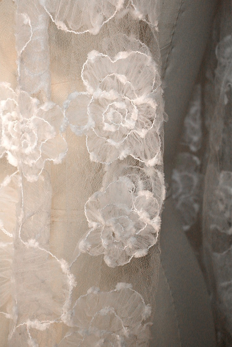 Irregular Floral Layered Lace Mesh – Dimensional Textured Sheer Fabric
