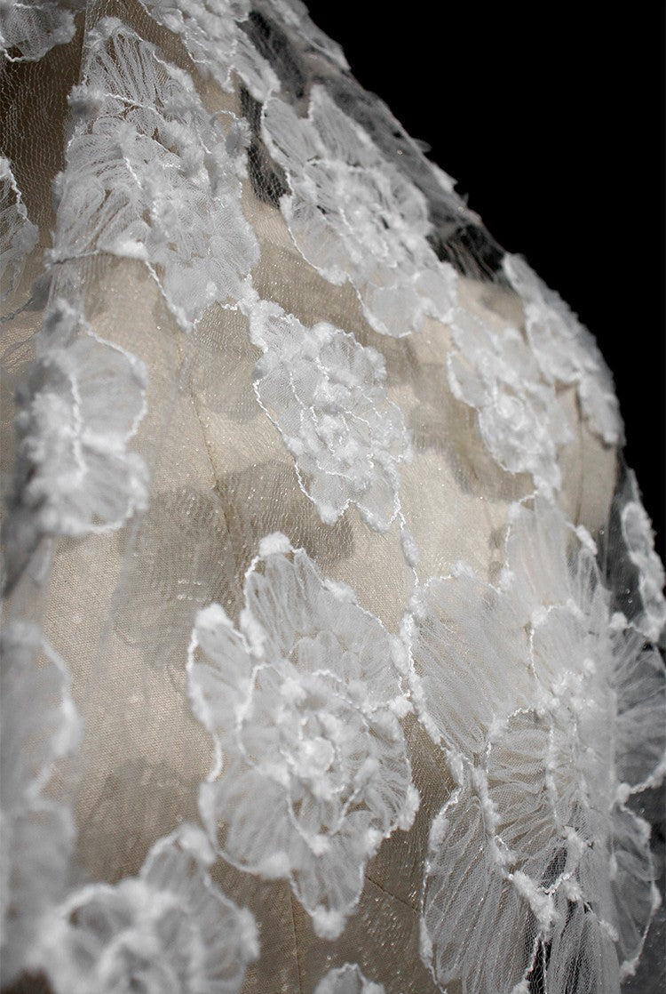 Irregular Floral Layered Lace Mesh – Dimensional Textured Sheer Fabric