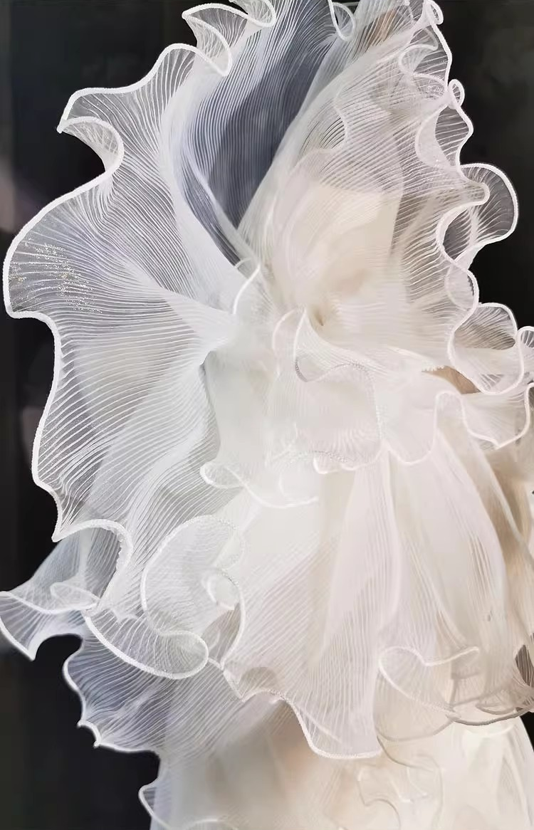 Organza Pleated Wave – Dimensional Ruffled Fabric