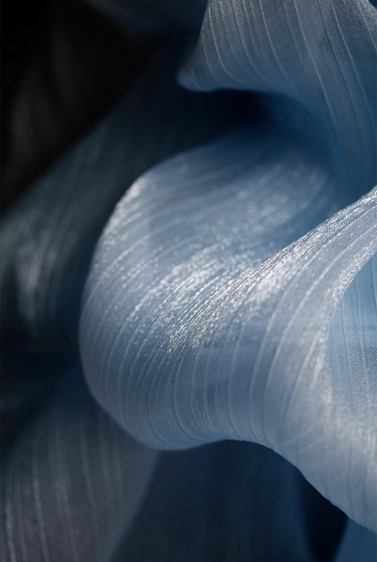 Shimmering Wave Pleated Tulle – Luminous Textured Stripe Fabric
