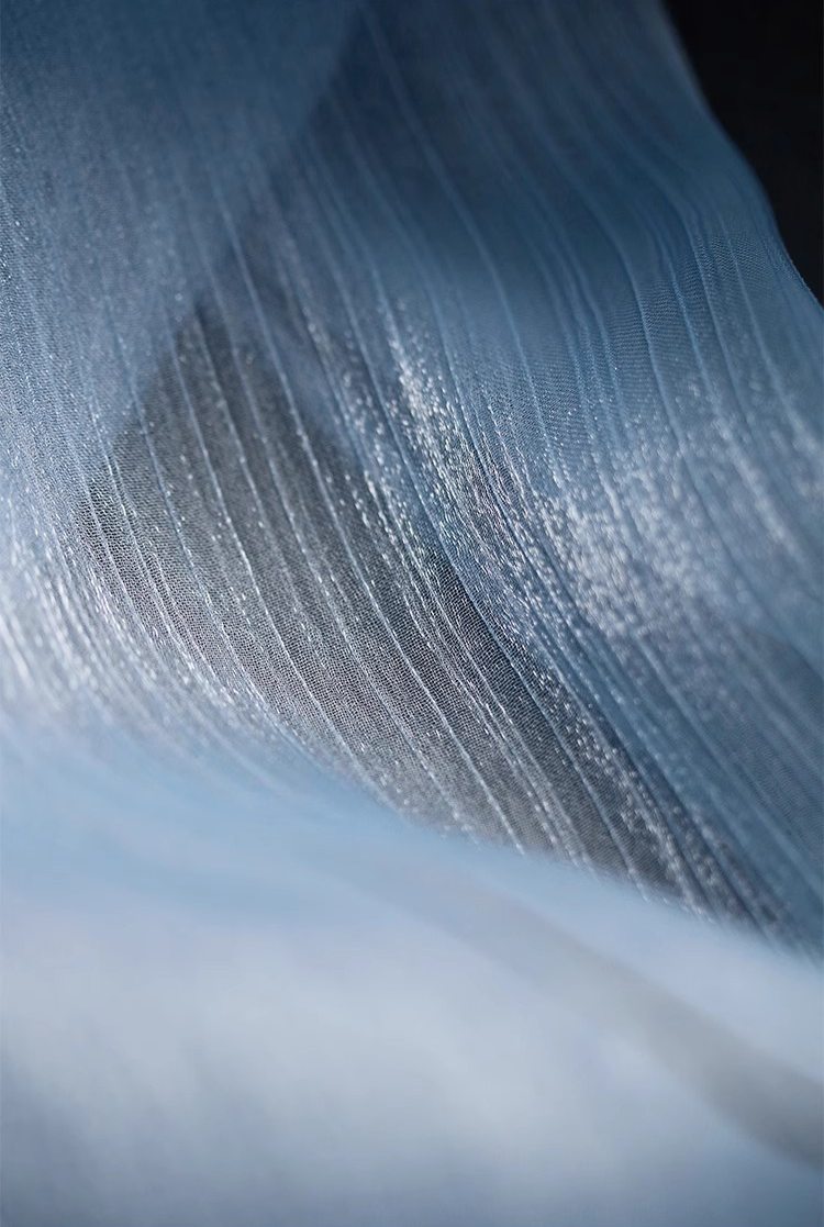 Shimmering Wave Pleated Tulle – Luminous Textured Stripe Fabric