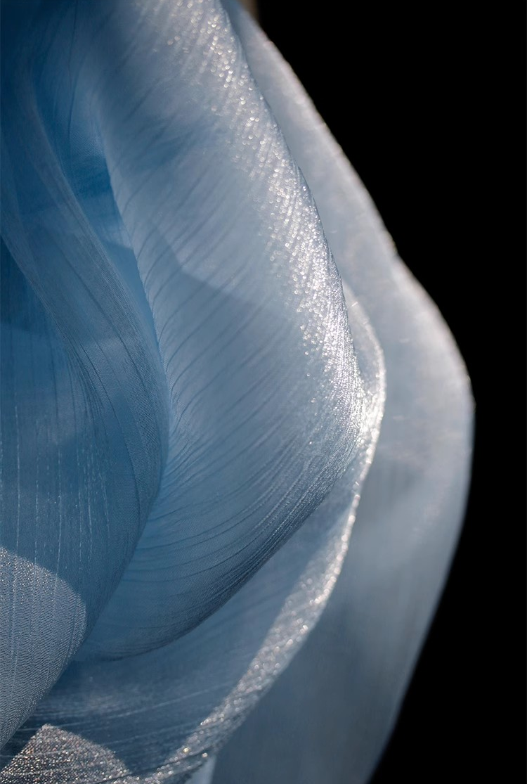Shimmering Wave Pleated Tulle – Luminous Textured Stripe Fabric