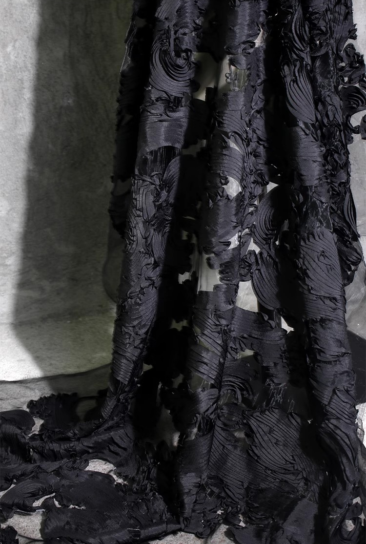Oil Brush Organza Mesh – Sculpted Texture with a Fluid Artistic Feel