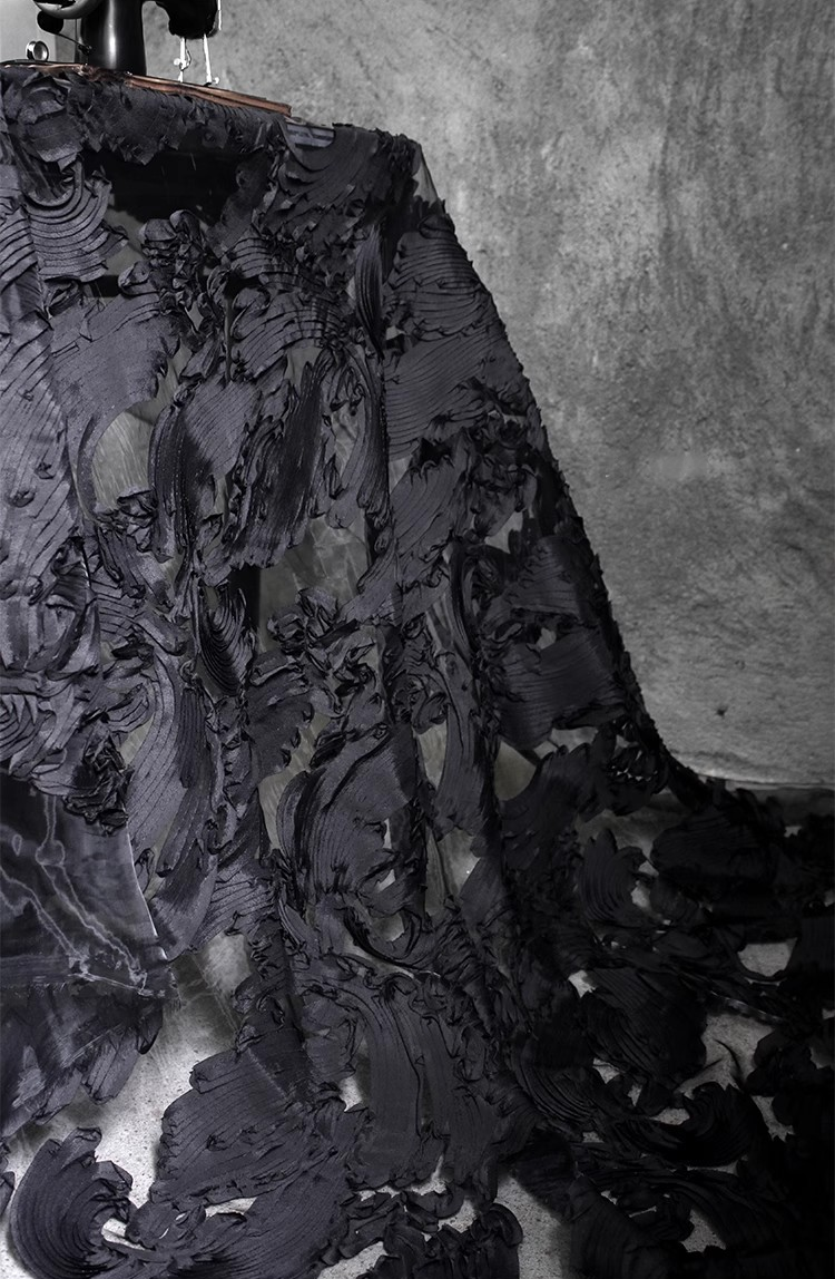 Oil Brush Organza Mesh – Sculpted Texture with a Fluid Artistic Feel
