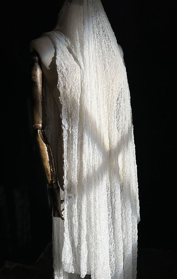 Vintage Hollow Sheer 3D Lace Irregular Textured Ultra-Soft White Fabric
