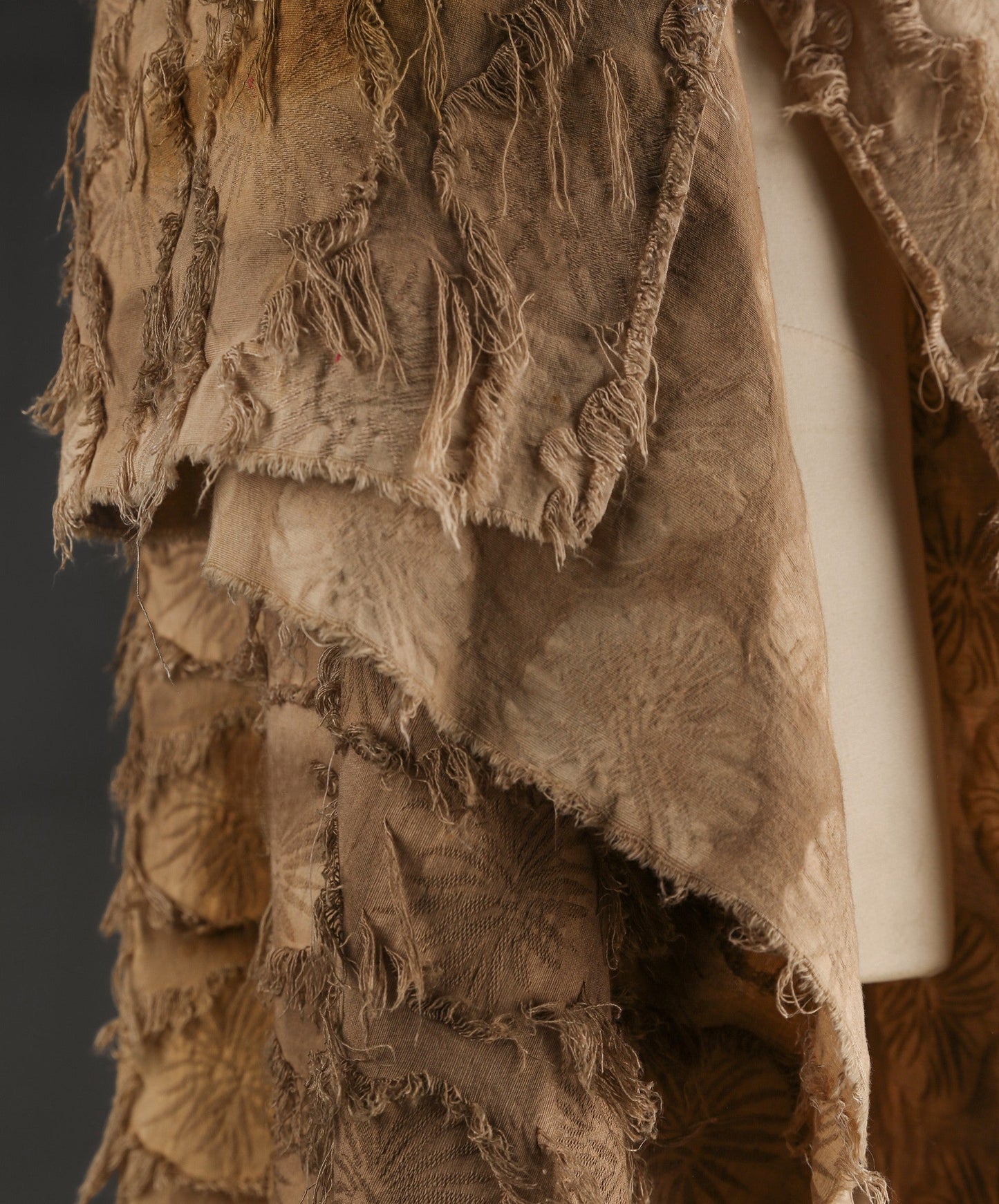 Tie-Dye Yellow Jacquard Fringe Cotton-Linen – Vintage Distressed Texture