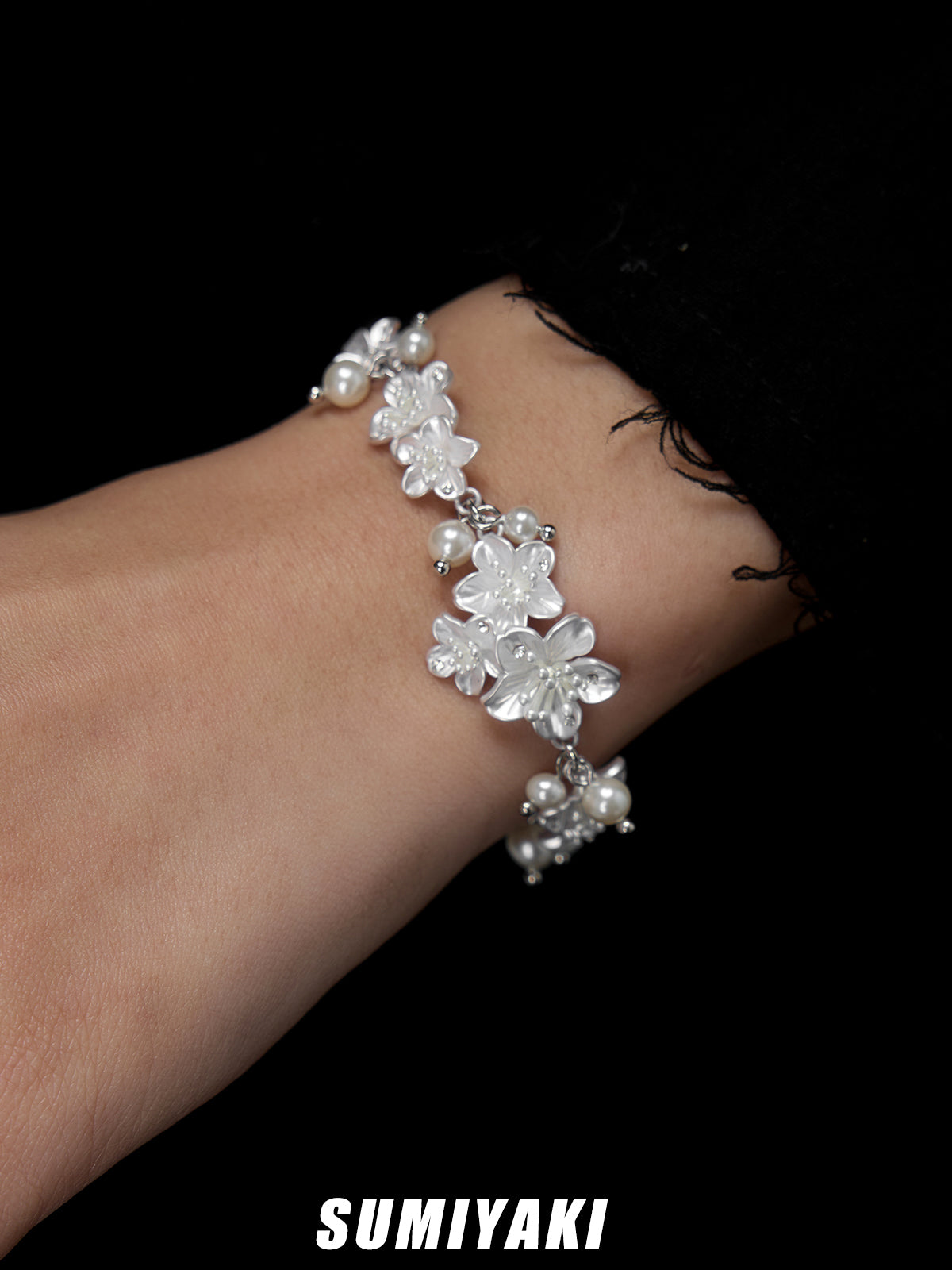 SUMIYAKI Night Sakura Series – Adjustable Minimalist Luxury Bracelet with Modern Oriental Elegance