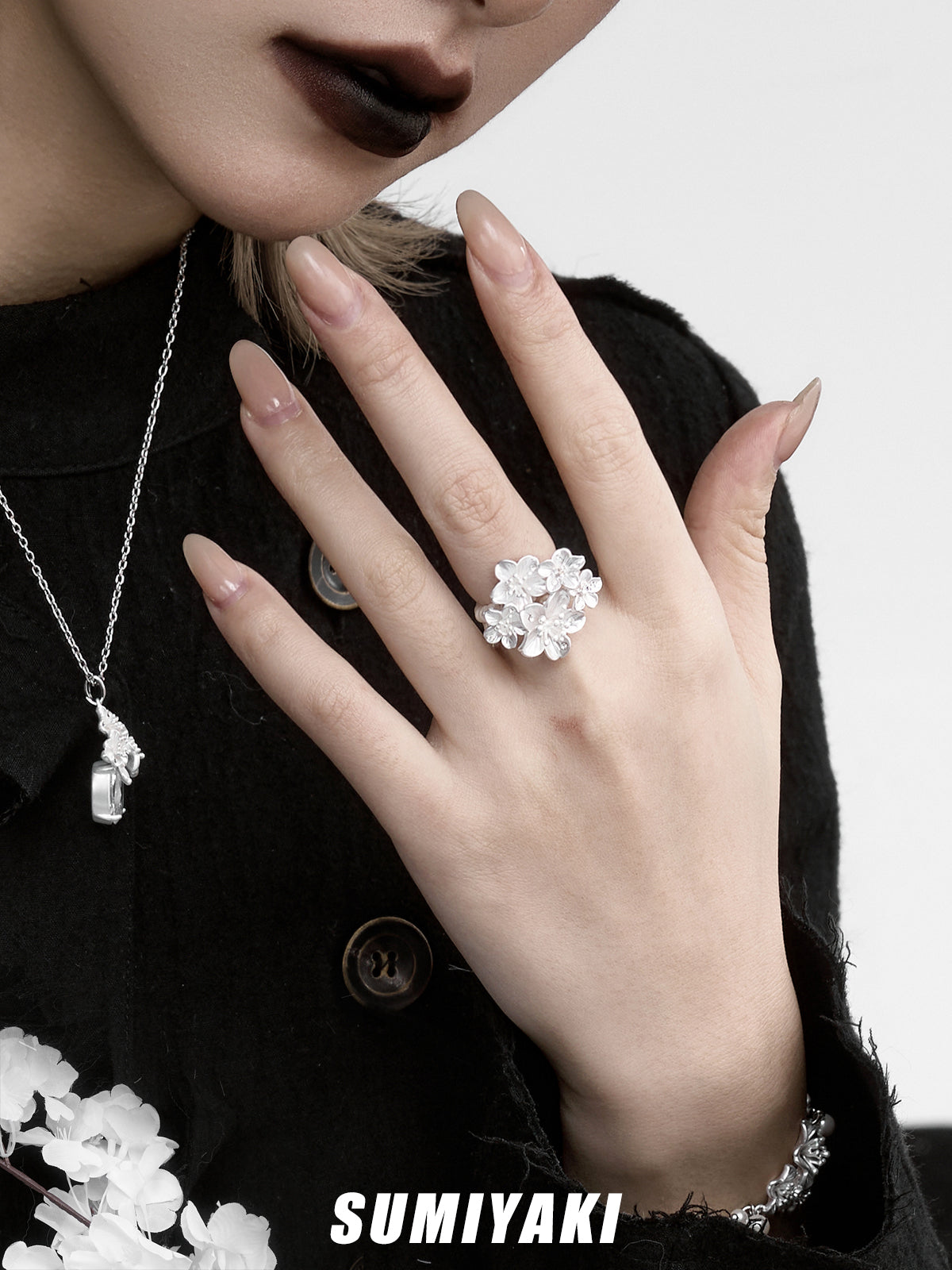 SUMIYAKI Night Sakura Series – Multi-Layered Floral Pearl Ring with Cherry Blossom Design