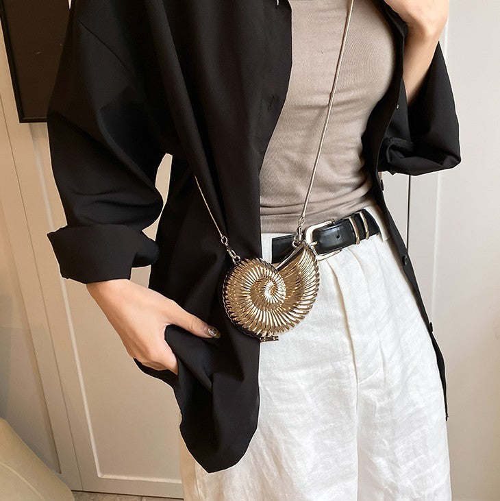 Niche Design SeaChime Shell Bag – Conch-Shaped Shoulder Charm