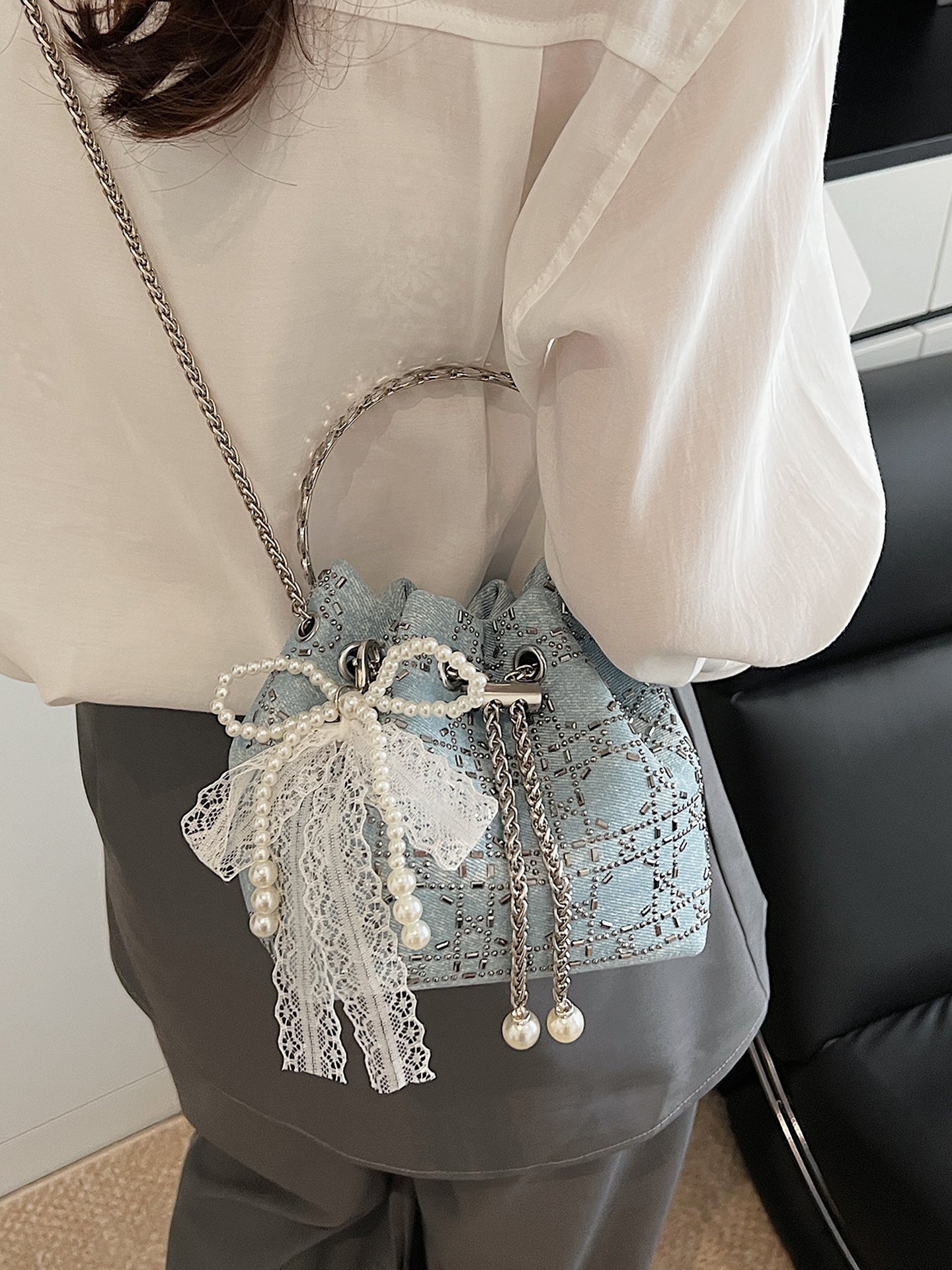 2025 Summer Sparkle: Denim Drawstring Bucket Bag with Chain Strap