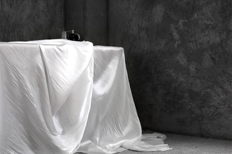 Luminous Silk Essence – Ultra-Smooth Draping Designer Fabric