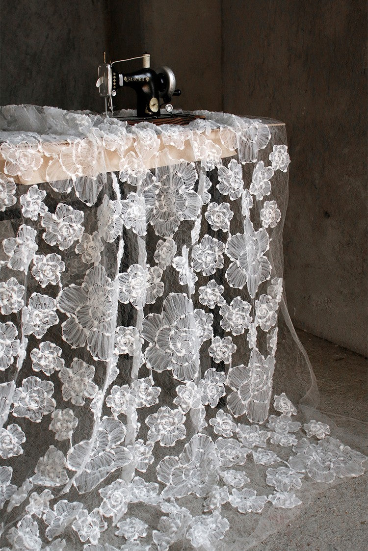 Irregular Floral Layered Lace Mesh – Dimensional Textured Sheer Fabric